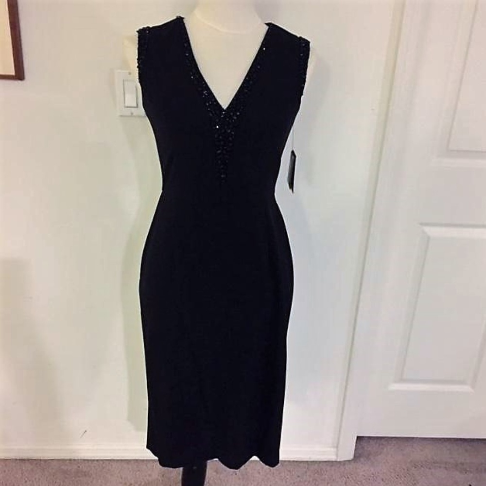 VINCE CAMUTO Black Plunging V-Neck Beaded Dress